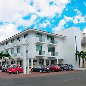 Plaza Playa Отель