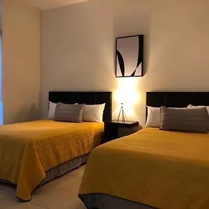 San Pedro Hotel, 5ta Avenida Playa del Carmen